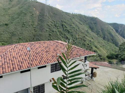 Finca la Galicia. in Vijes