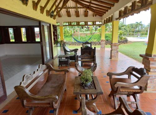 Hotel Campestre Los Chiguiros