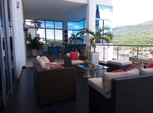MANSION DE ALTO STANDING - PARA 12 HUESPEDES