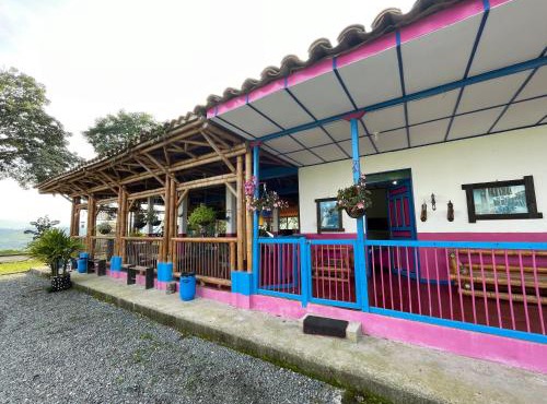 Finca Cafetera Hostal El Cerrito