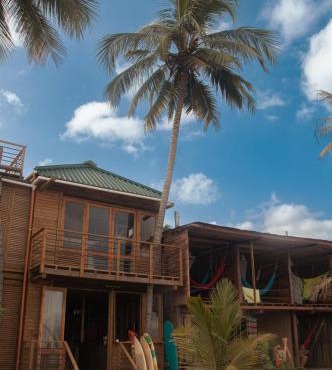 Mendihuaca Surf Camp