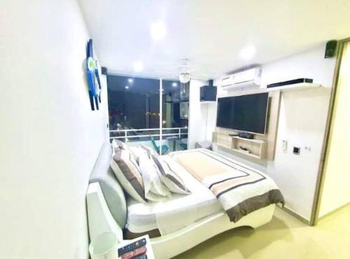 Hermoso apartamento amoblado con garaje privado. in Villavicencio
