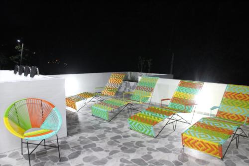 Nueva, Moderna casa en Silvania con Jacuzzi