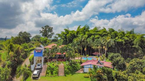 Finca Hotel Andaquies in Armenia