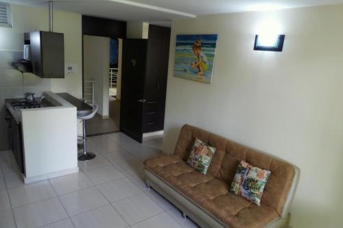 APARTAESTUDIOS AMOBLADOS ARBOLEDA DE CADIZ in Ibagué