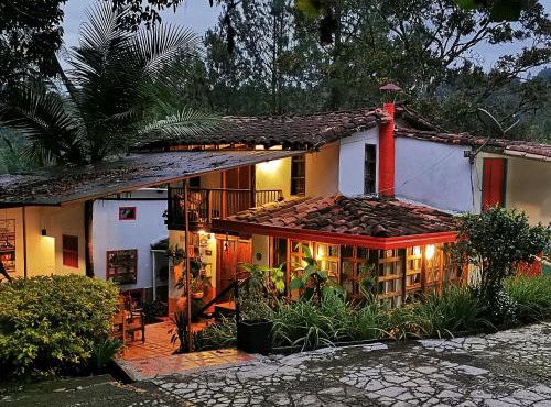 Hotel Marrokos Aeropuerto José María Córdova in Rionegro